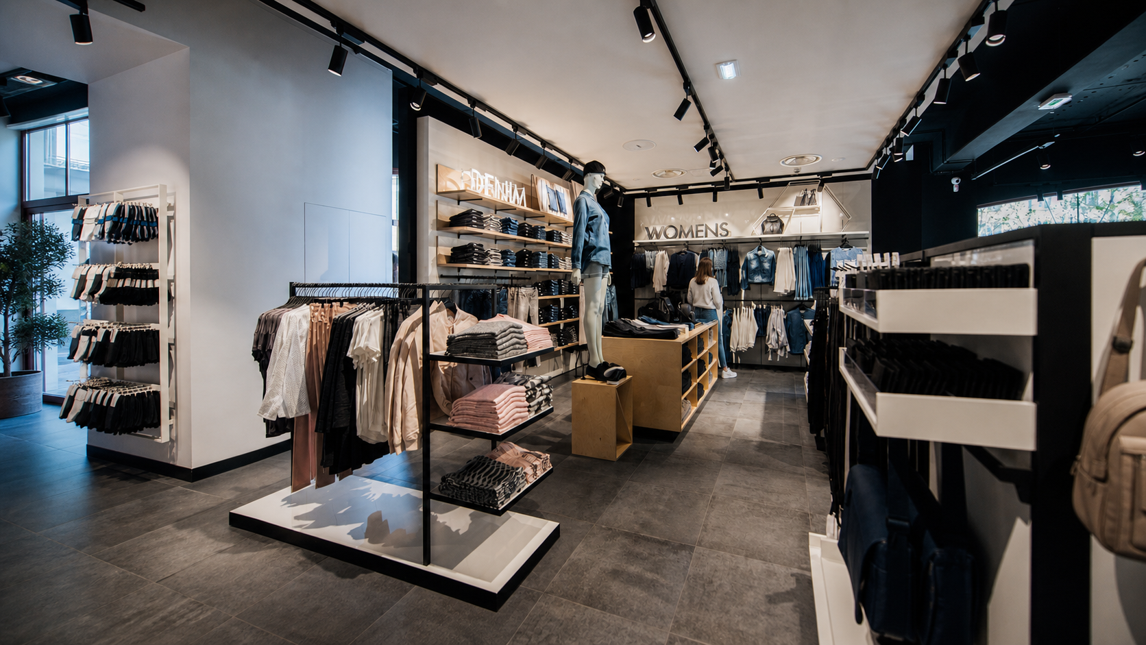 Calvin Klein - McArthurGlen Provence 3